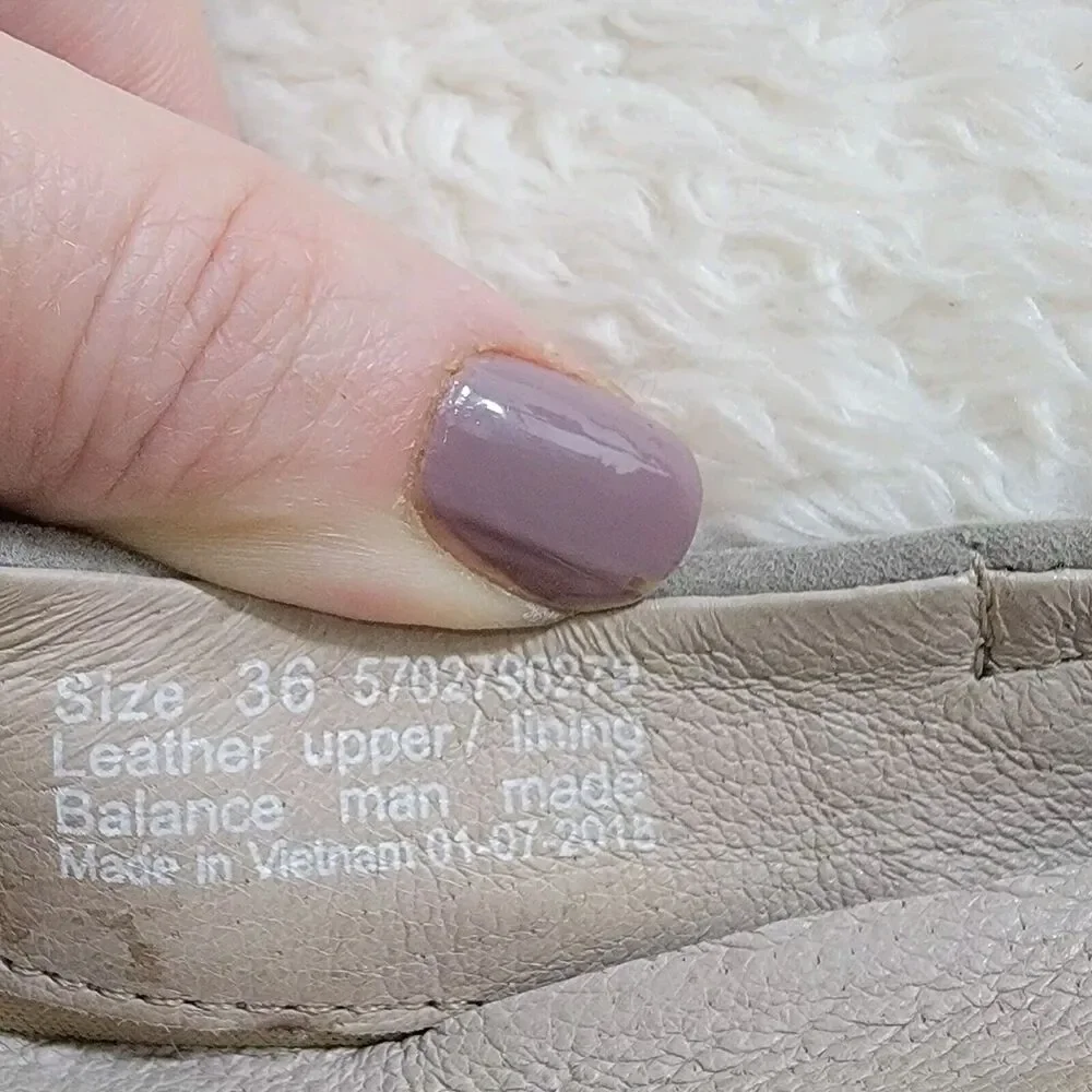 Dansko Lina Stone Suede Ballet Bow Flats‎ Comfort Size EU 36 US 5.5-6 EUC